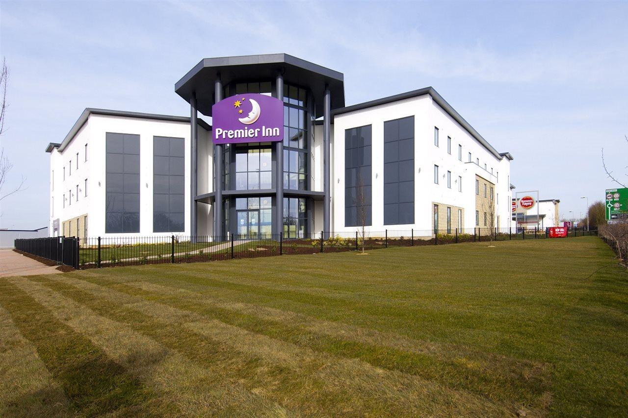 Premier Inn Бистер Экстерьер фото