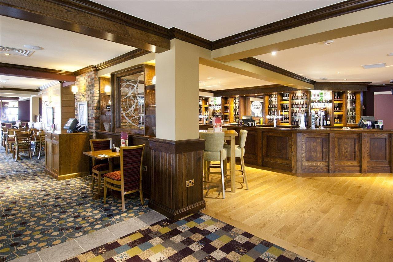 Premier Inn Бистер Экстерьер фото