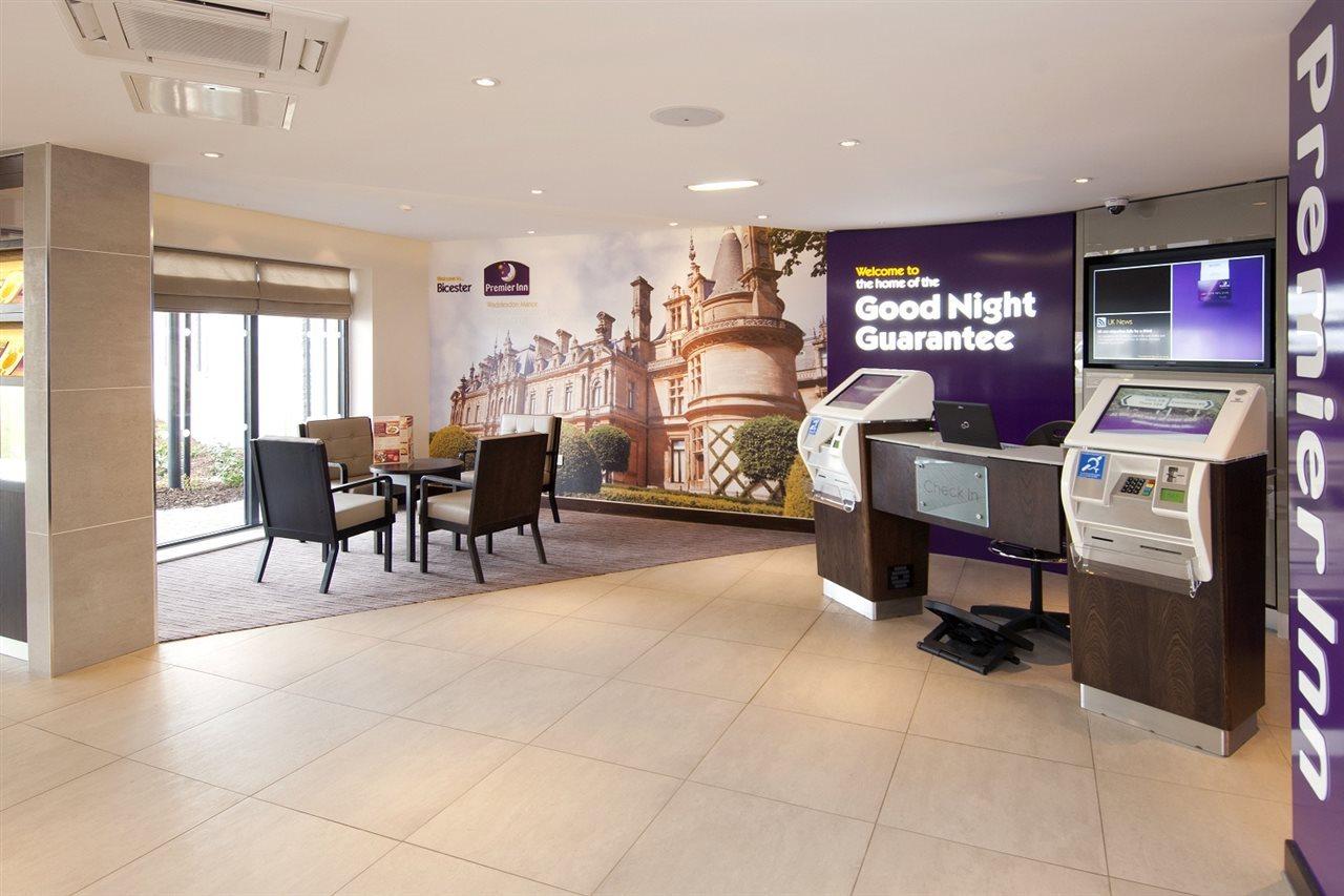Premier Inn Бистер Экстерьер фото